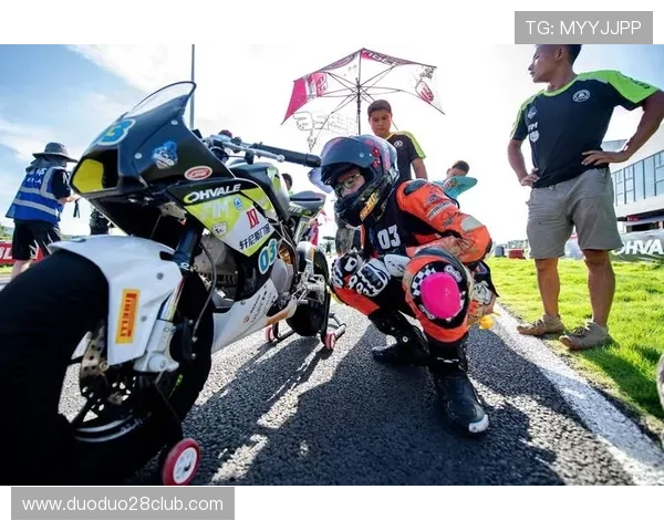 摩托GP：全新赛季战报，顶级车手纷纷亮相，精彩赛事预告与赛道解析