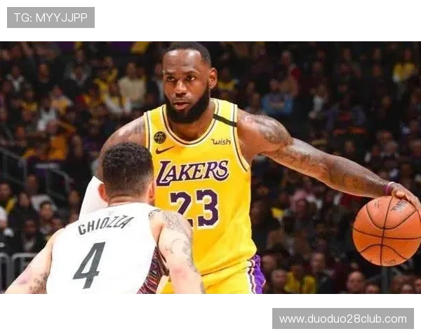 湖人最新赛季战绩回升 詹姆斯状态爆发带队连胜新高